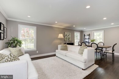 11603 Karen Dr, Potomac, MD 20854 - photo 2