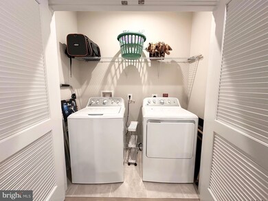 21480 Mount Sterling Terrace unit 102, Sterling, VA 20164 - photo 7