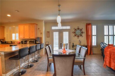 Breakfast area provides additional seating