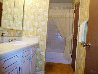 Master Bath/Spa.
