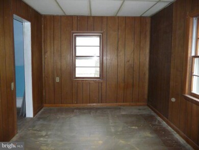 15 Scaling St, Berkeley Springs, WV 25411 - photo 6