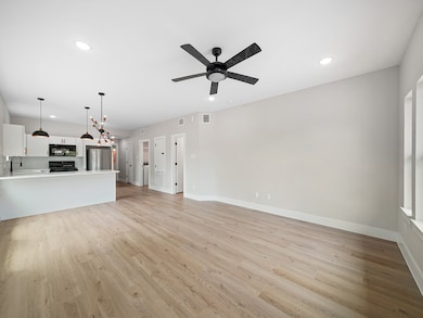 216 E 37th St unit A, Houston, TX 77018 - photo 4