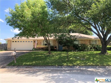 415 Skyview Cir, Troy, TX 76579 - photo 3