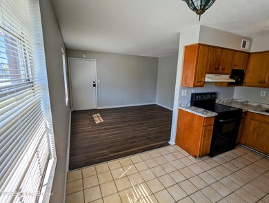 3523 Georgetown Place unit 3, Louisville, KY 40215 - photo 4