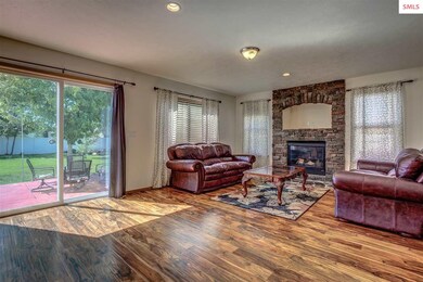 Nice Gas Fireplace