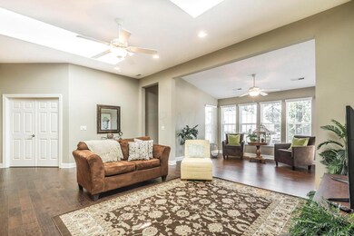 5980 Eiger Dr, Columbus, OH 43213 - photo 3