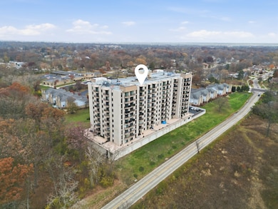 Brookwood on the Greens unit 1107, Wood Dale, IL 60191 - photo 3