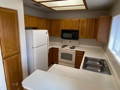 2986 N Oregon St unit 8, Chandler, AZ 85225 - photo 7