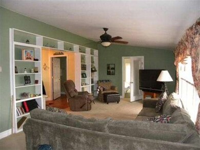 1 N Meadow Ln, Charlton, MA 01507 - photo 4