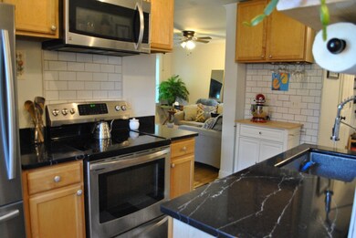 30 Hyde St, Burlington, VT 05401 - photo 5