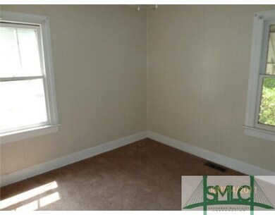 419 S Baldwin Cir, Savannah, GA 31405 - photo 6