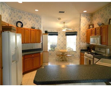 3121 Maywood Ct, The Villages, FL 32162 - photo 2