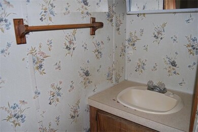 32 Michael St, West Wareham, MA 02576 - photo 5