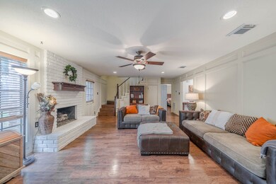 350 Dawn Hill Dr, Friendswood, TX 77546 - photo 7