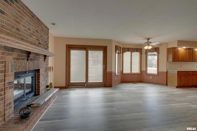 3130 Acadia Way, Quincy, IL 62301 - photo 2