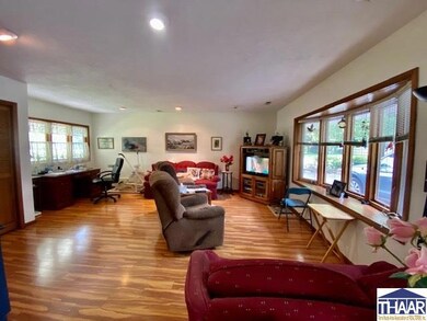 109 Berkley, Terre Haute, IN 47803 - photo 3