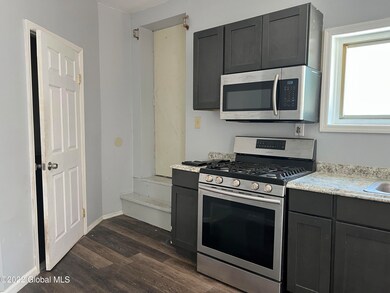 548 5th Ave unit 2, Troy, NY 12182 - photo 6
