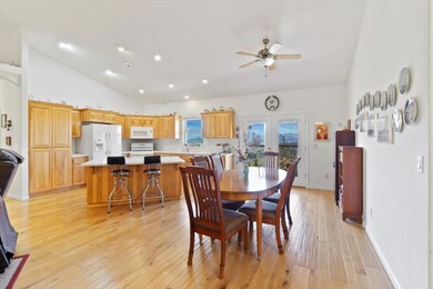 07-4699 Cloverlawn Drive-7