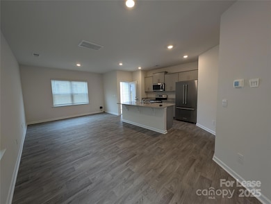 9043 Lowfalls Ln, Charlotte, NC 28216 - photo 7