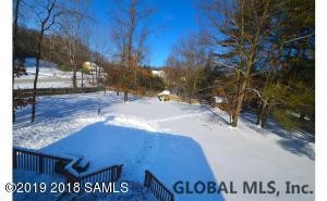 23 Oxford Dr, Saratoga Springs, NY 12866 - photo 3