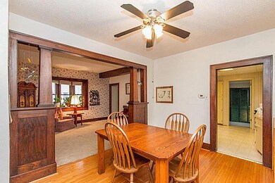 diningroom1_700