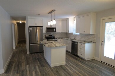 8901 Cove Ave, Pensacola, FL 32534 - photo 6