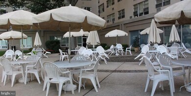 Radnor House unit 110, Bryn Mawr, PA 19010 - photo 3