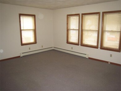 22 Union St unit B, Milford, MA 01757 - photo 4