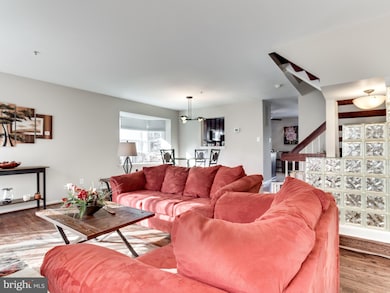 14317 Oxford Dr, Laurel, MD 20707 - photo 5