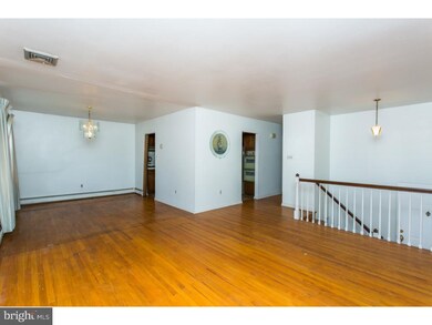 87 Willowbrook Ave, Lansdowne, PA 19050 - photo 4