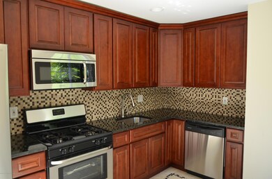 108 Broad St unit A, Staten Island, NY 10304 - photo 3