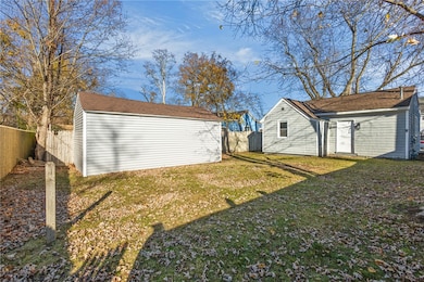 19 Curtis St, Warwick, RI 02889 - photo 5