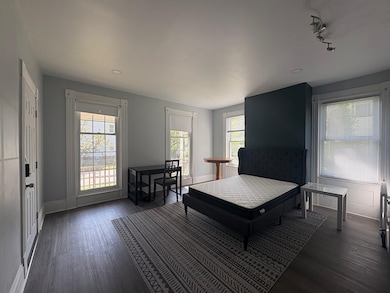 21 Shirley St, Worcester, MA 01610 - photo 3