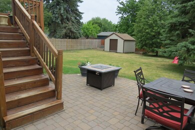 1717 6th Ave NE, Jamestown, ND 58401 - photo 6