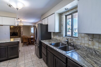 3160 Silver Bell Dr-08