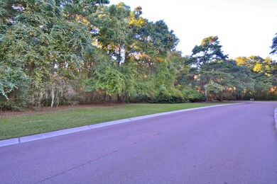 2606 SIR on left, coming from beach area