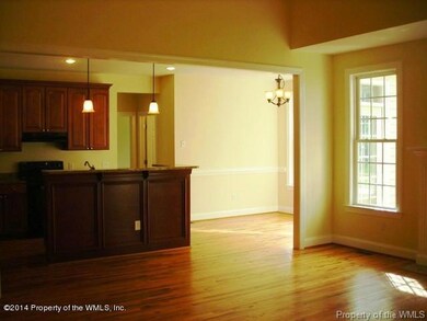 924 E Magnolia Ave, West Point, VA 23181 - photo 5