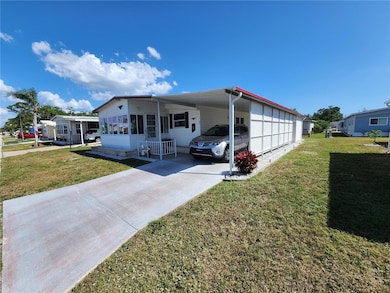 Carport can fit 2 cars