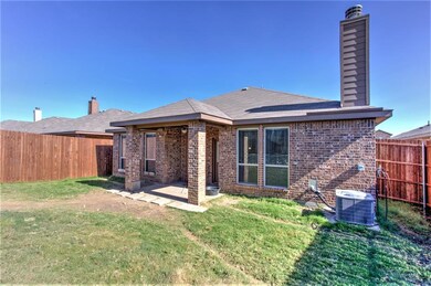 1221 Glen Ct, Weatherford, TX 76087 - photo 4