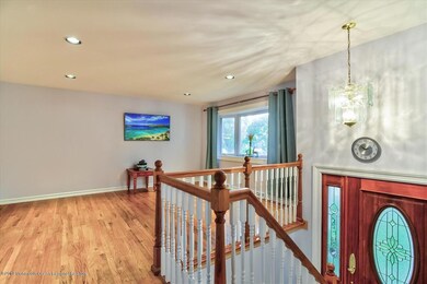 05-Living Room