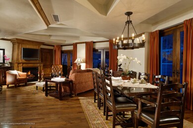 HGA-MB Living Room & Dining