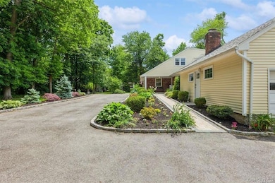 77 Duck Pond Rd, Glen Cove, NY 11542 - photo 6