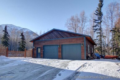 Detached Garage