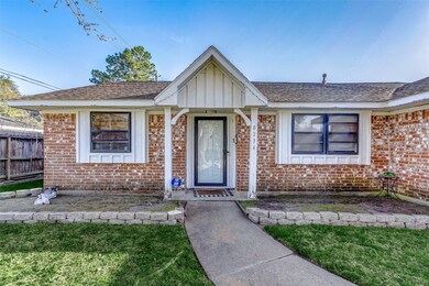 8234 Gulf Tree Ln, Houston, TX 77075 - photo 2