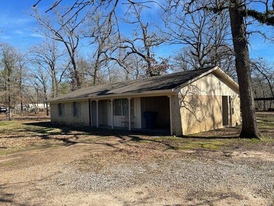 195 Lancewood Cir, Lufkin, TX 75904 - photo 2