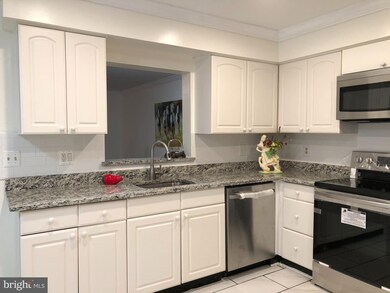 18619 Winding Creek Place, Germantown, MD 20874 - photo 2