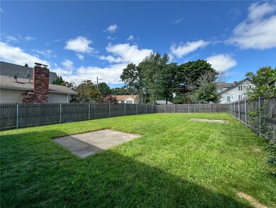 40 Barrett St, Cranston, RI 02910 - photo 5