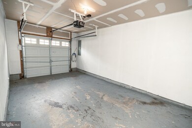 9120 Marlove Oaks Ln, Owings Mills, MD 21117 - photo 7