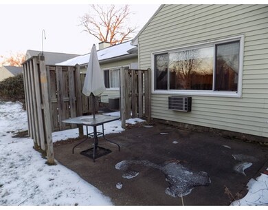 40 Meadowlark Ln unit 40, Chicopee, MA 01022 - photo 4