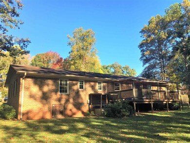 1002 N Garden Ave, Siler City, NC 27344 - photo 3